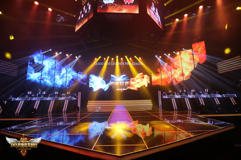 T1击败DK晋级世界赛，DK获亚洲邀请赛资格，电子竞技精彩继续